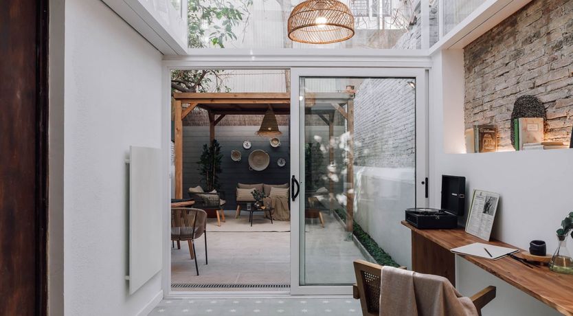 Photo of Sun On The Terrasse