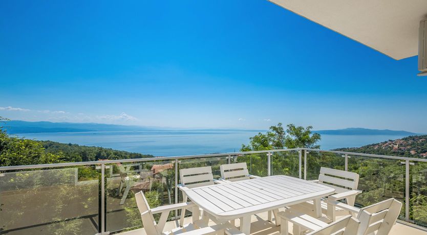 Photo of On the Coast