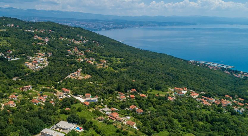 Photo of On the Coast