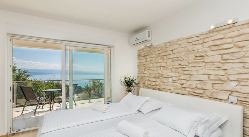 Photo of On the Coast