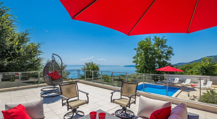 Photo of On the Coast