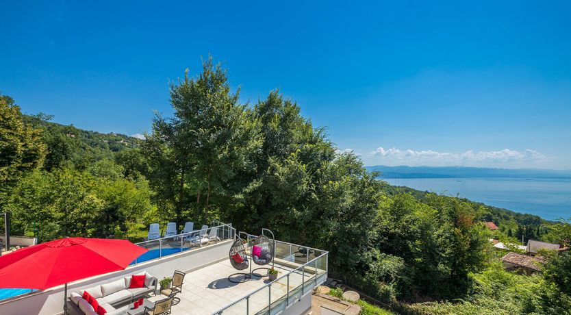 Photo of On the Coast