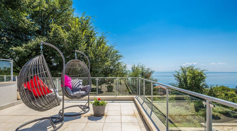 Photo of On the Coast