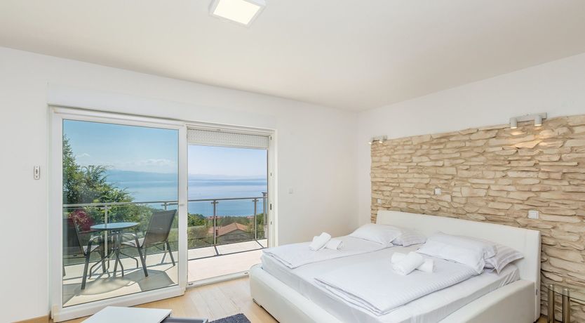 Photo of On the Coast