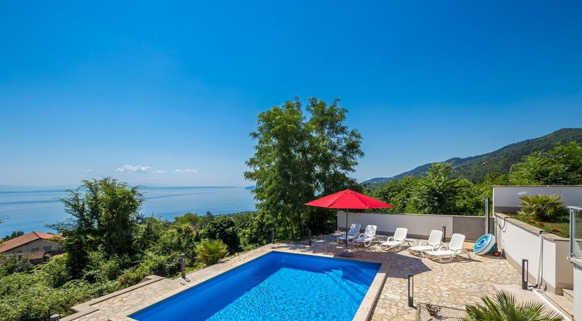 Photo of On the Coast