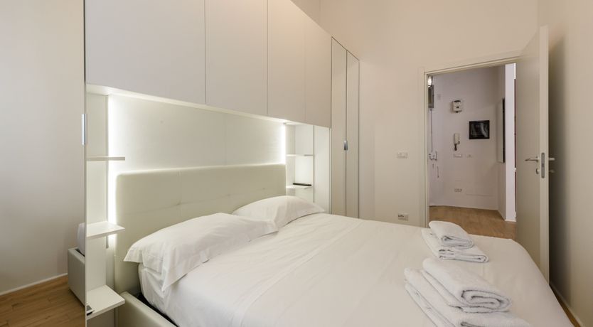 Photo of Ladies & Gentlemen