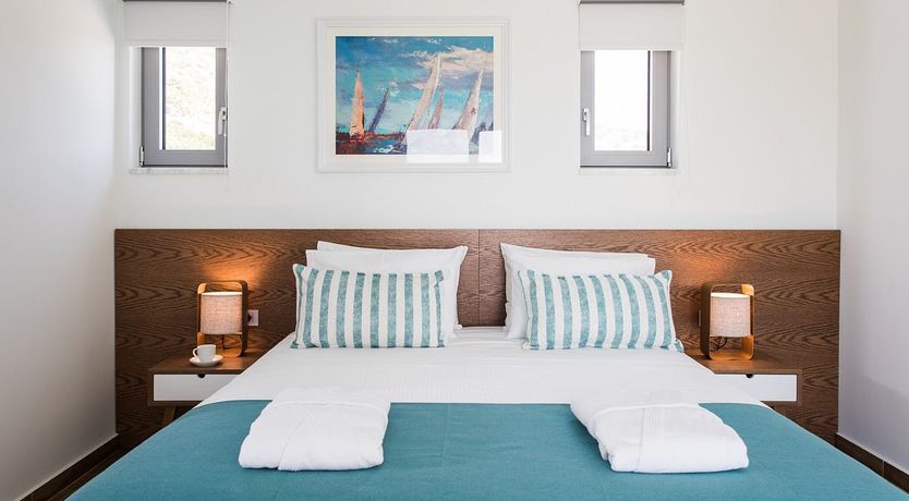 Photo of White Mountain Manor