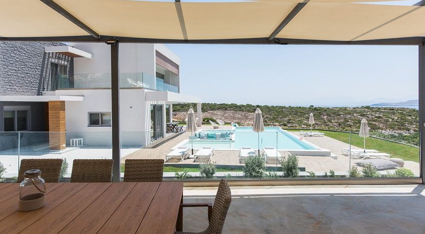 Photo of White Mountain Manor