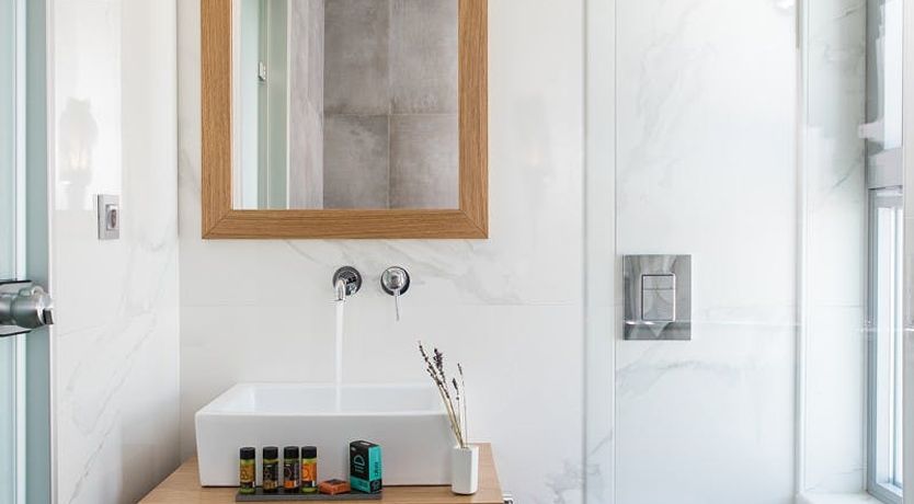 Photo of White Mountain Manor