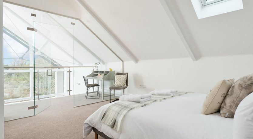 Photo of Lodge Cottage