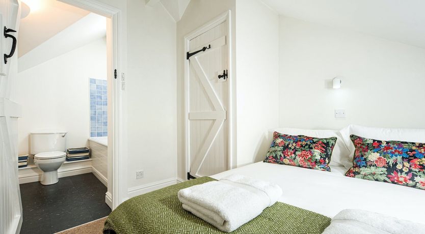 Photo of Cotswolds Cottage