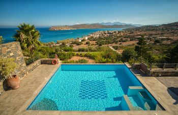Blue Daze Villa