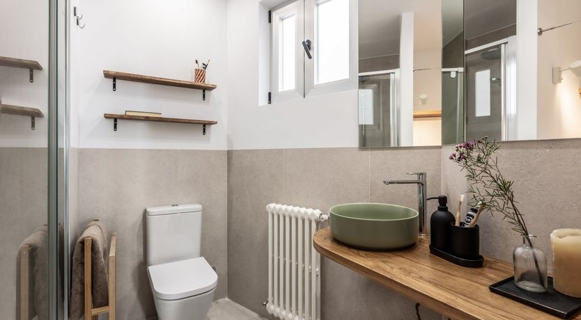 Photo of The Beachy Artist