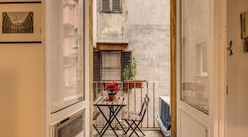 Photo of Gateway to Rome