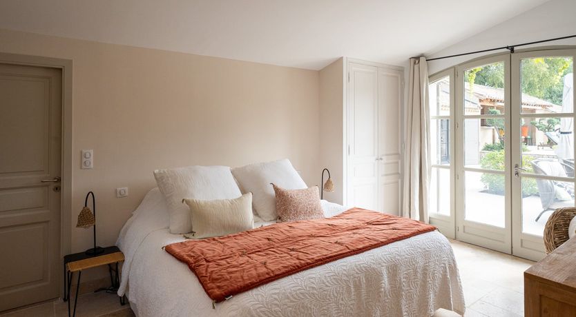 Photo of The Provence Rose