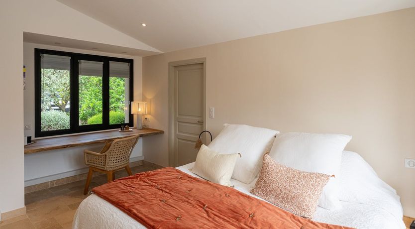 Photo of The Provence Rose