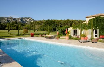 The Provence Rose Villa