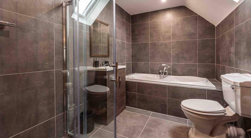 Photo of Four Winds, Kinsale, sleeps 26 guests 