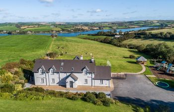 Four Winds, Kinsale, Views of the Bandon River Holiday Cottage