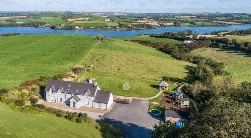 Photo of Four Winds, Kinsale, sleeps 26 guests 