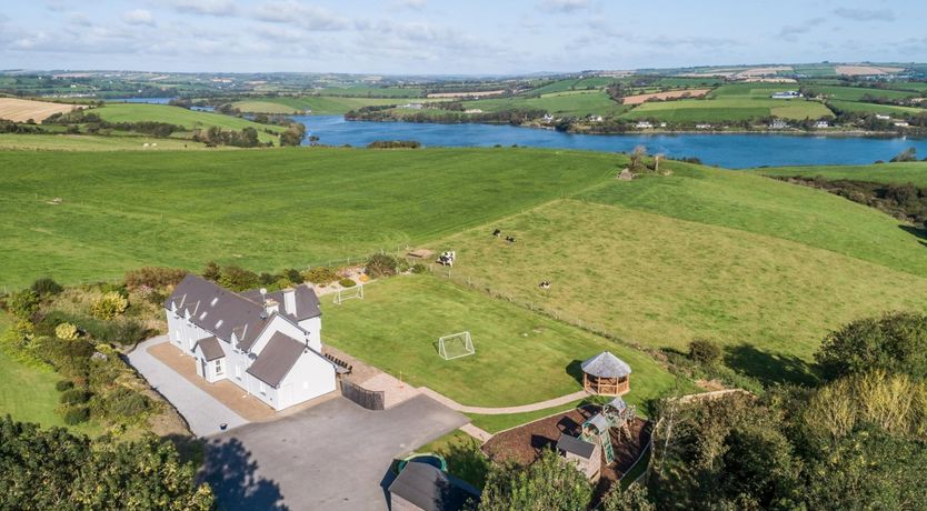 Photo of Four Winds, Kinsale, sleeps 26 guests 