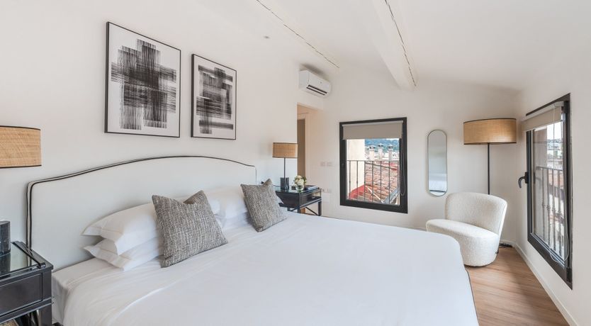 Photo of Monumental Views