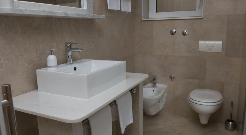 Photo of Golden Sunburst