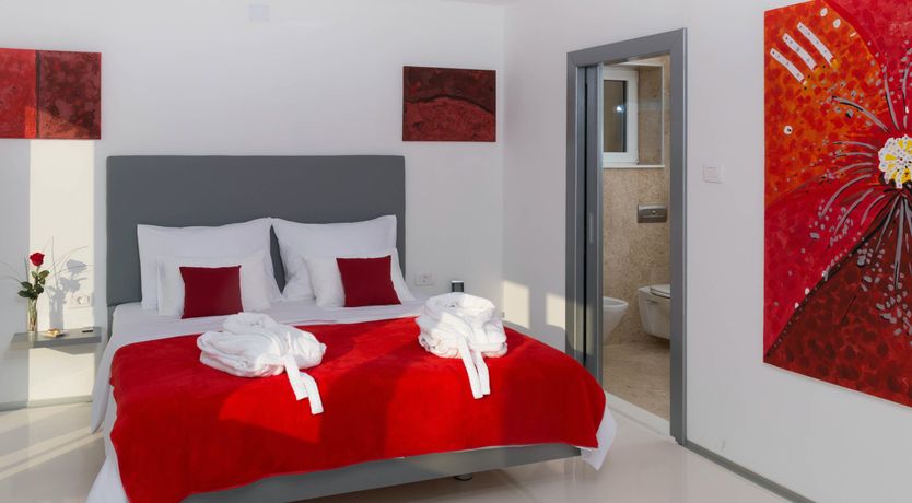 Photo of Golden Sunburst