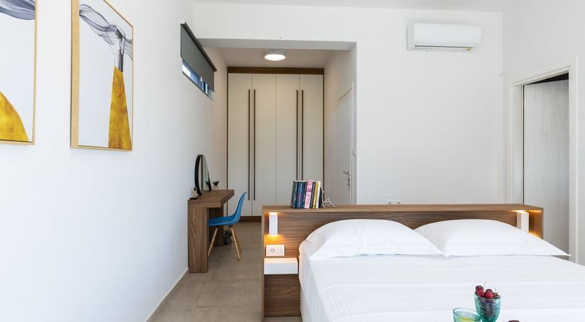 Photo of The Island of Zephyr