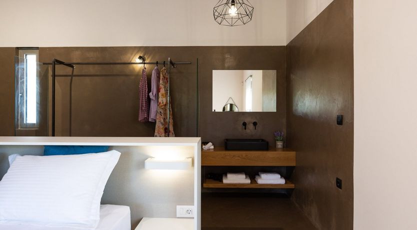 Photo of The Island of Zephyr