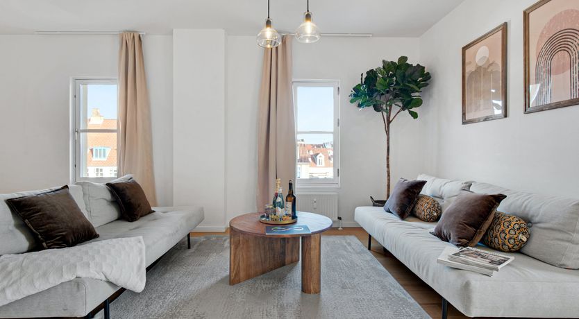 Photo of Transitions in Pink