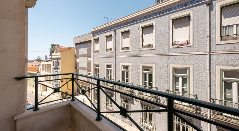 Photo of Mocha Brushstrokes