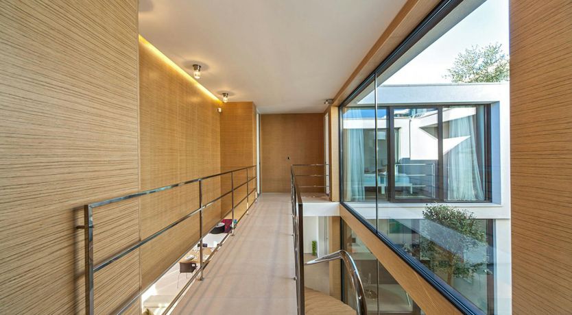 Photo of A Beautiful Glance