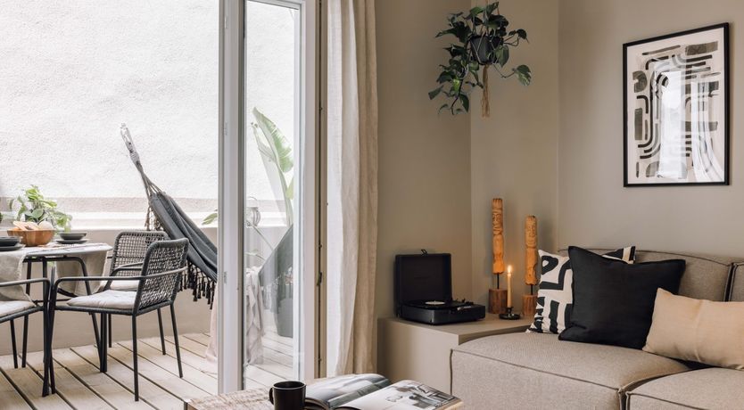 Photo of The Golden Glimmer