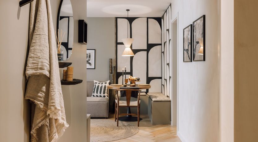 Photo of The Golden Glimmer