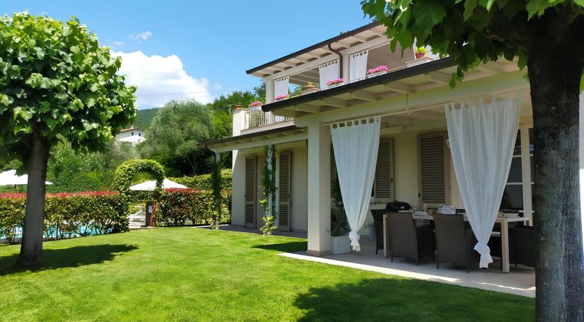 Photo of Michelangelo's Rose