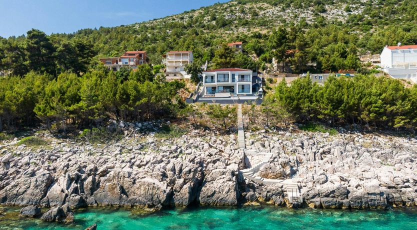 Photo of Shimmering Sea Villa