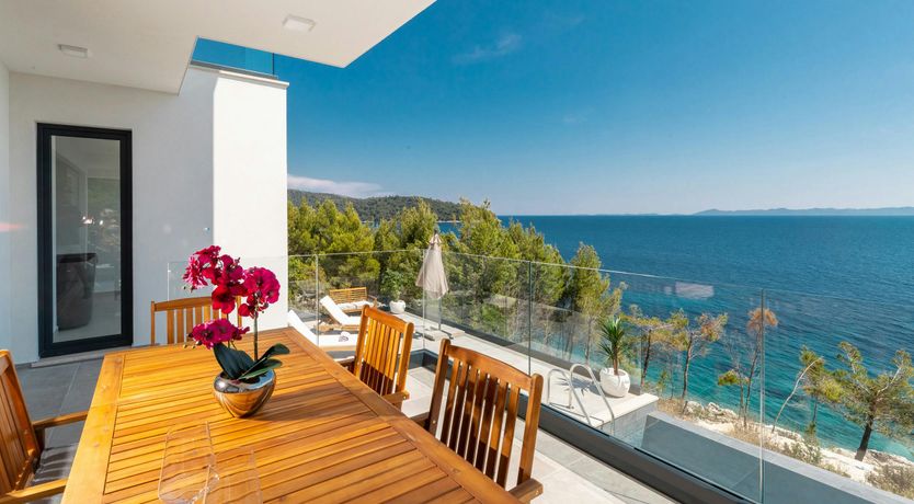 Photo of Shimmering Sea Villa