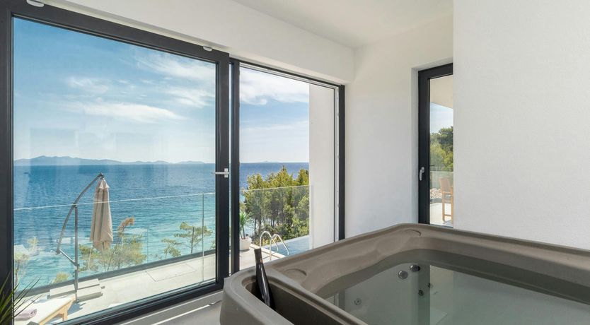 Photo of Shimmering Sea Villa