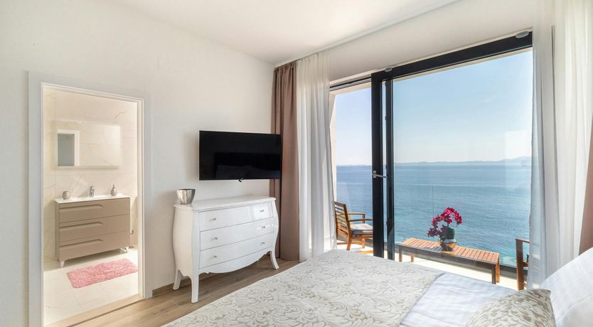 Photo of Shimmering Sea Villa