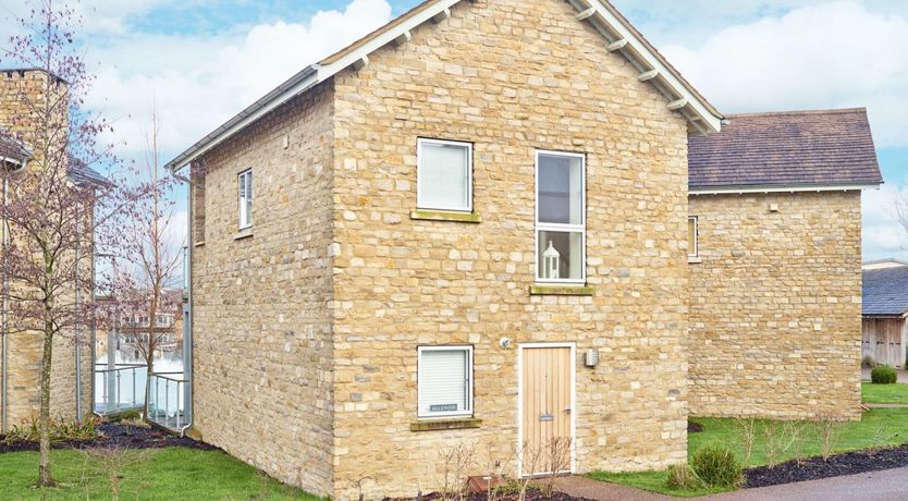 Photo of Cotswold Clarity