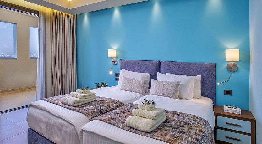 Photo of Sunlight & Sapphire