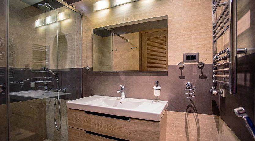 Photo of Sunlight & Sapphire