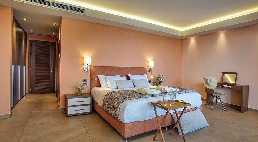 Photo of Sunlight & Sapphire