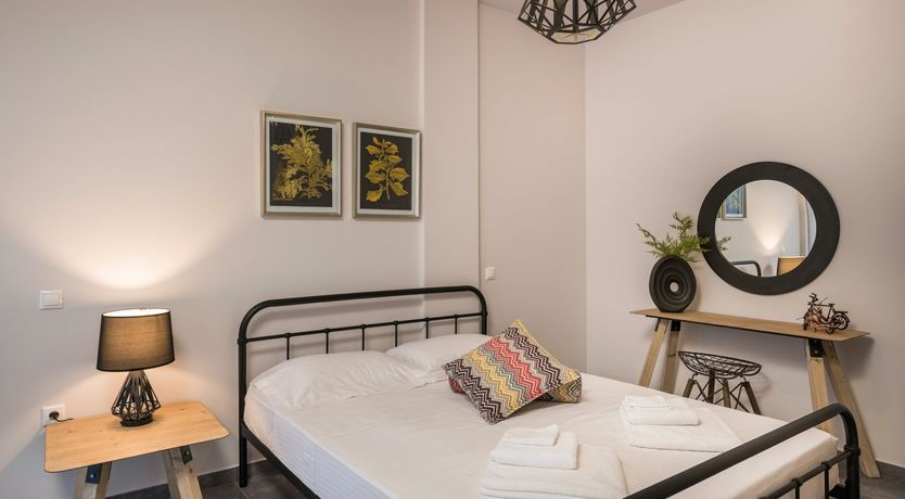 Photo of Corinthian Cretan