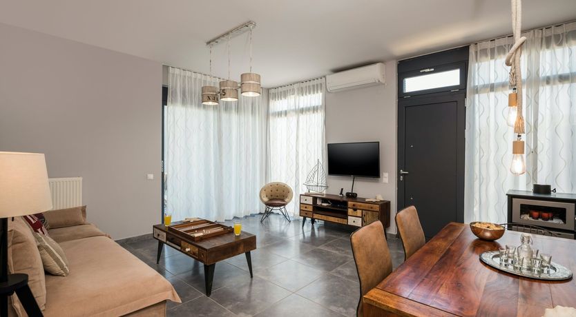 Photo of Corinthian Cretan