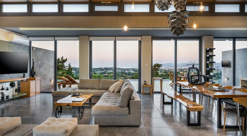 Photo of Corinthian Cretan