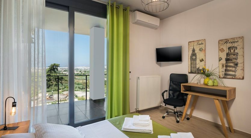 Photo of Corinthian Cretan