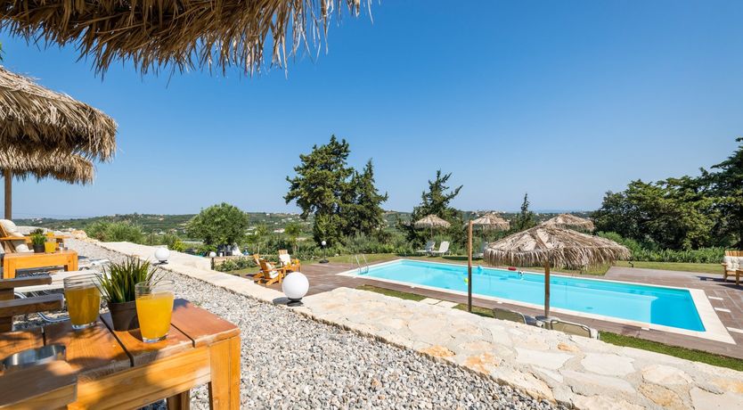 Photo of Corinthian Cretan