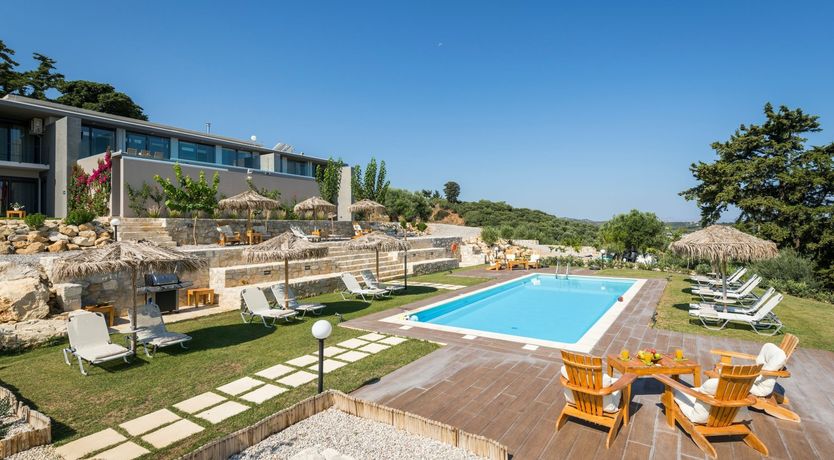 Photo of Corinthian Cretan